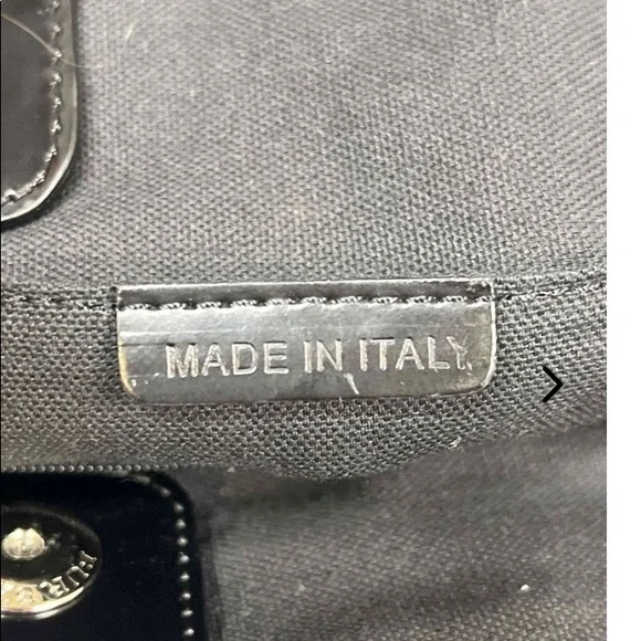 Sold***Burberry authentic shoulder bag - Picture 4 of 14